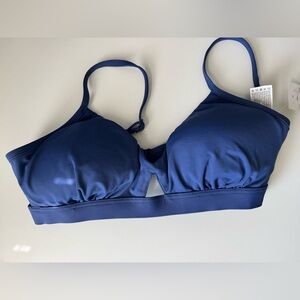 Seafolly Swimsuit Top Size 8 or 12 Fits like Small NWT